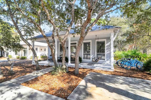 Private Deeded Beach, Golf Cart, Dogs, Bikes - Image 3